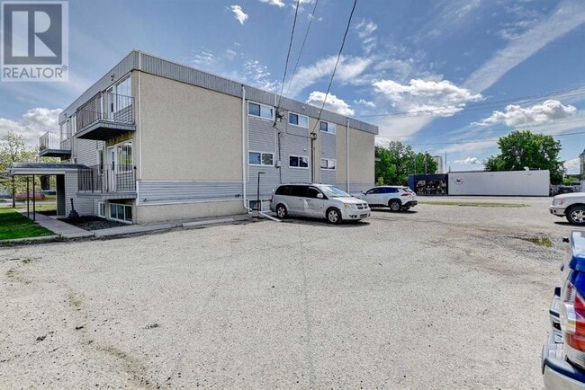 Building Photo - 10204-10106 106 Ave.