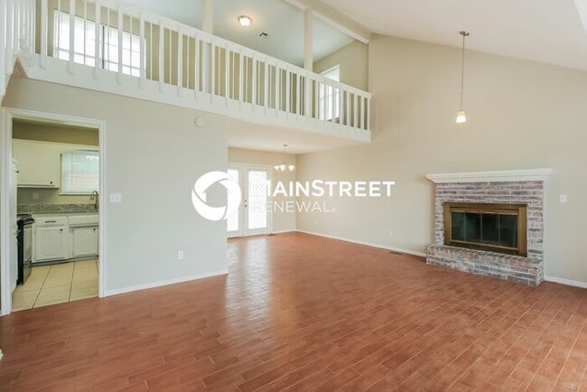 Photo - 4 Bedroom Pet-Friendly Home in MIDWEST CITY, OK with Main Street Renewal