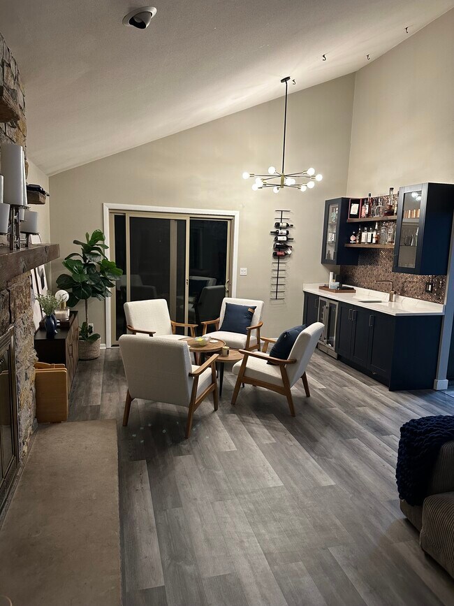 Foto del edificio - 4646 S 124th St