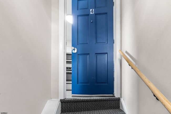 Building Photo - 159 Sheridan Square