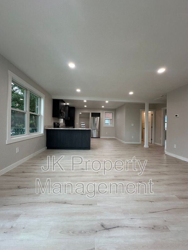 Foto del edificio - 3 21st St S