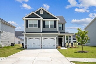 Building Photo - 102 Wicklow Ct