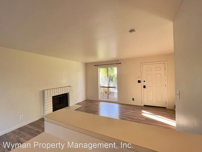 Building Photo - 2 br, 1.5 bath House - 1126 Marina