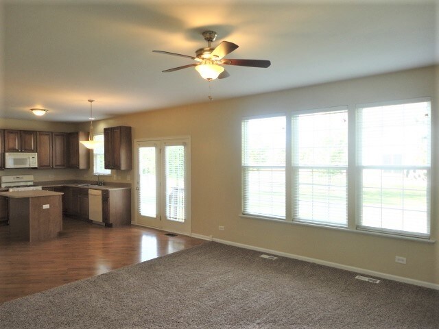 Building Photo - 3044 Iron Liege Lane