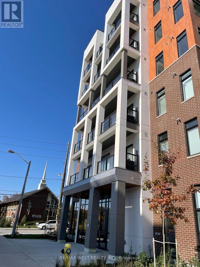 Building Photo - 160-160 Canon Jackson Dr