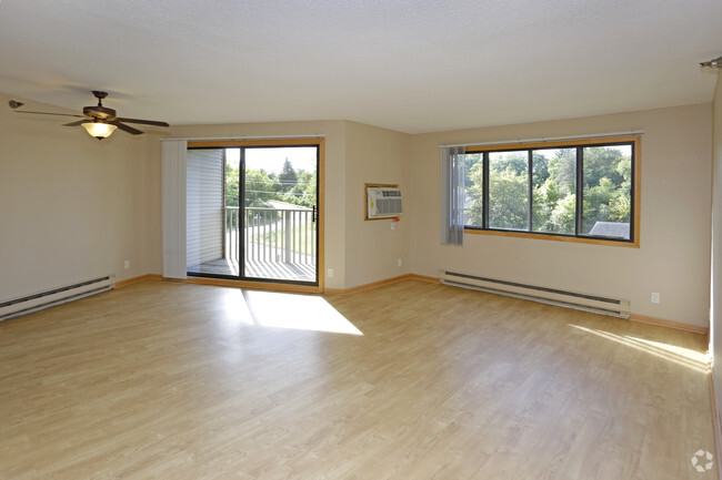 1HAB, 1BA - 790 ft² - Lakewood Hills Apartments