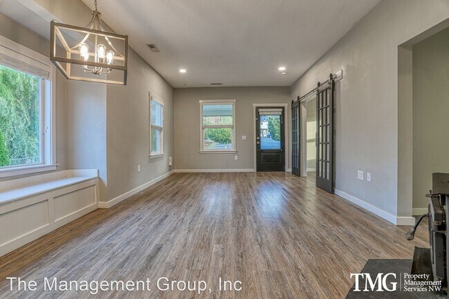 Foto del edificio - 4 br, 3 bath House - 1246 E 1st Avenue