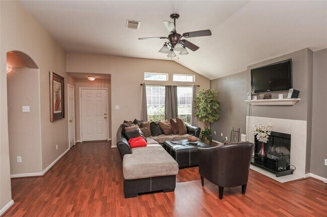 Building Photo - 18446 S Wimbledon Dr