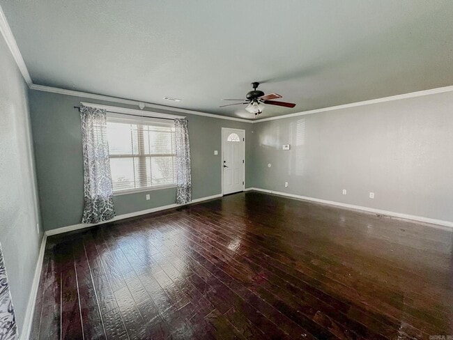 Building Photo - 74 Earnhardt Cir