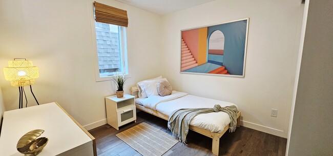 Photo du bâtiment - 216 Mcarthur Av