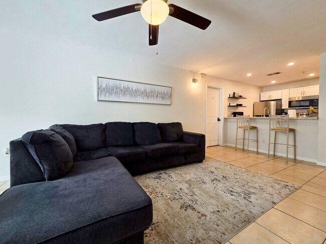 Foto del edificio - 3800 SW 20th Ave
