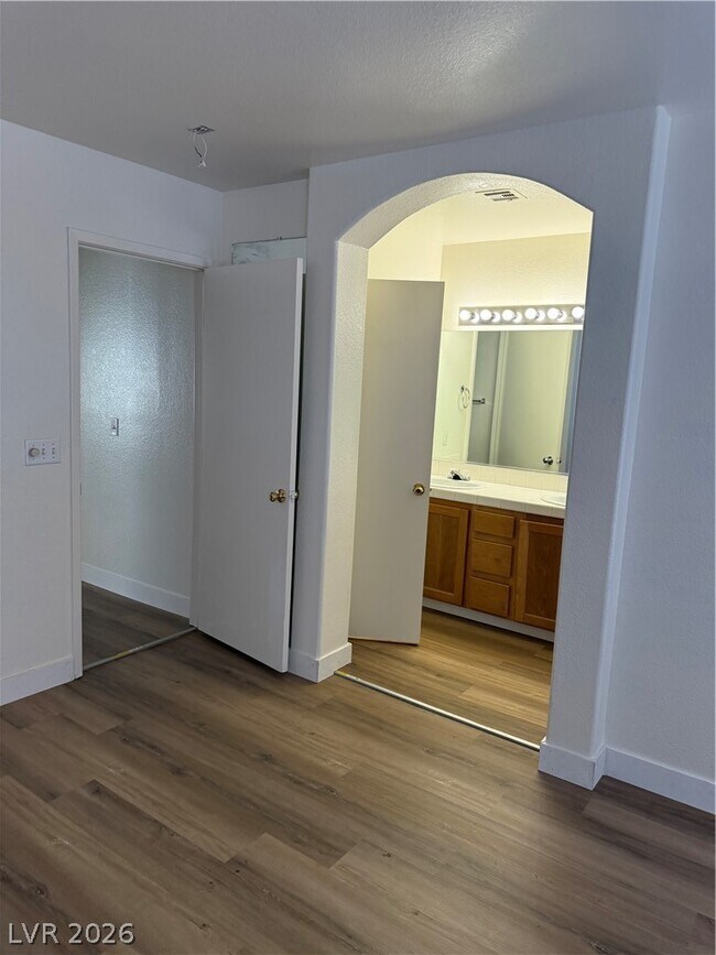 Foto del edificio - 1224 Hickory Grove