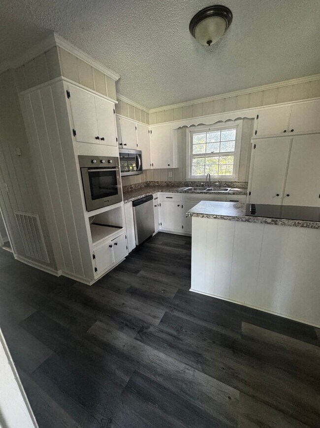 Foto del edificio - Brand new renovated home in Gallatin 4 bed...