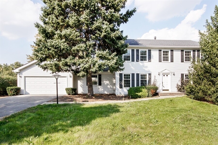 Foto principal - 18 Oak Brook Rd