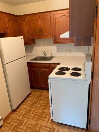 Foto del edificio - 29 Leo's Ln