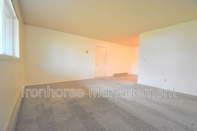 Foto del edificio - 809 W Villard St