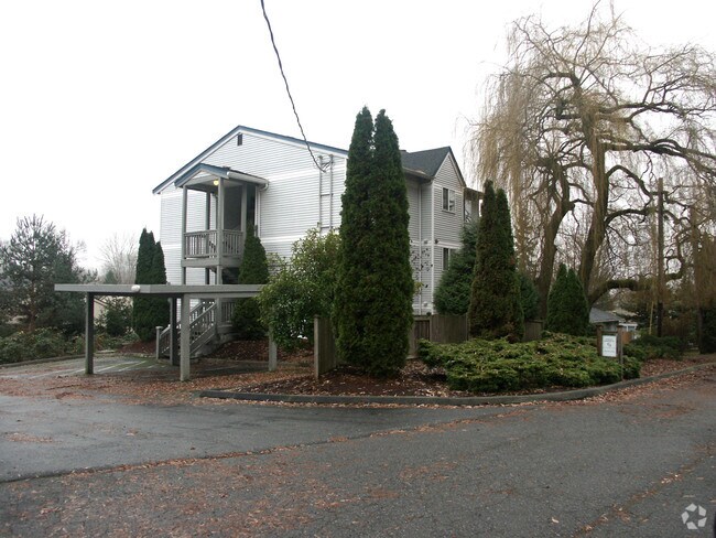 Building Photo - Birchcreek Apartments