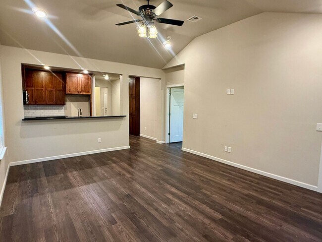 Photo - Beautiful 2 Bed 2 Bath! $500 Off First Ful... House