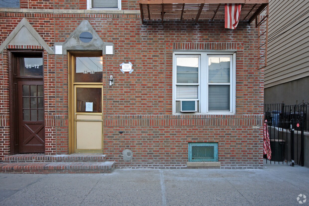 Building Photo - 25-68 43rd St