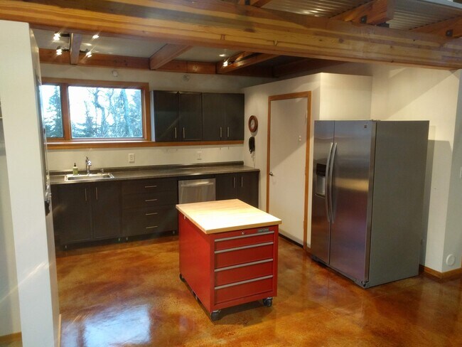 Foto del edificio - 15420 Blair View Cir