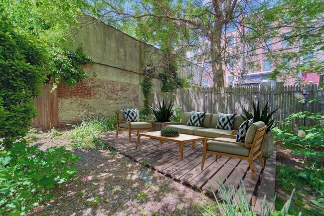 Foto del edificio - 2 bedroom in Brooklyn NY 11238