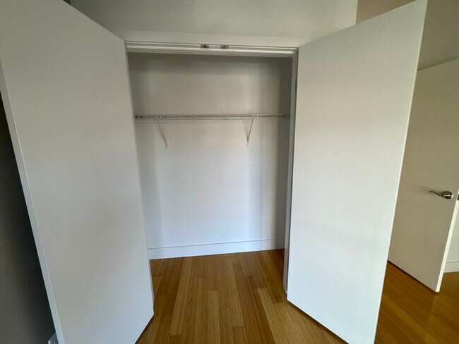 Building Photo - 1090 Boylston St