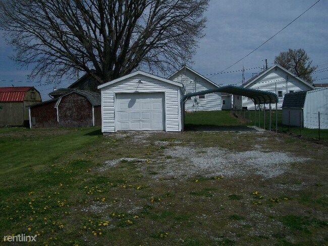 Building Photo - 2 br, 1 bath House - 209 W McKee St.