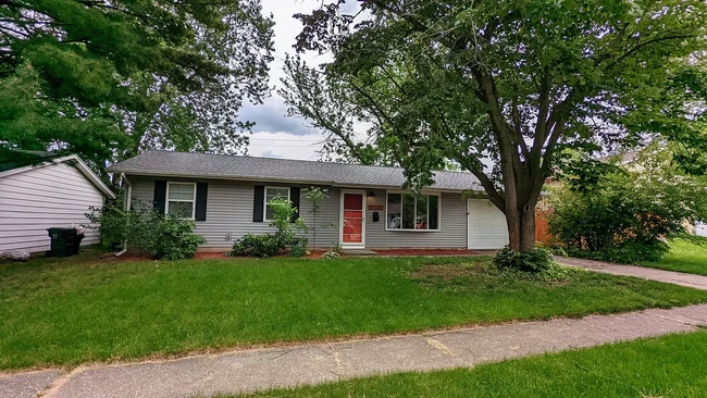 Building Photo - 2103 E Country Squire Dr