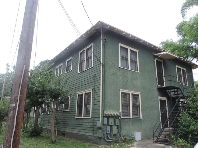 Building Photo - 701 E Lime St