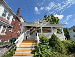 Building Photo - 1192 Haeberle Ave