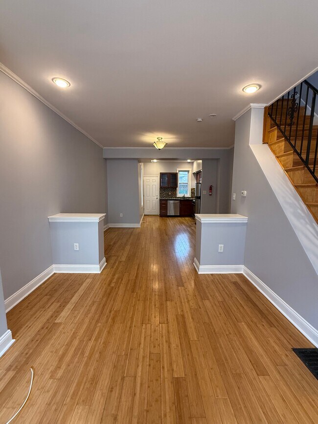 Foto del edificio - 1545 N Newkirk St