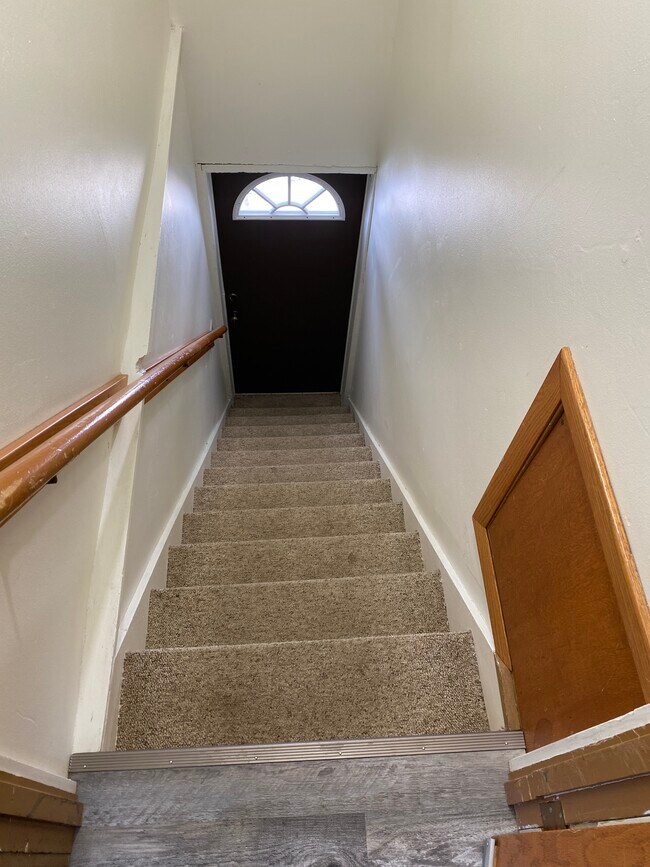 809 Detroit St Unit 809, Sheboygan Falls, WI 53085 Apartments in