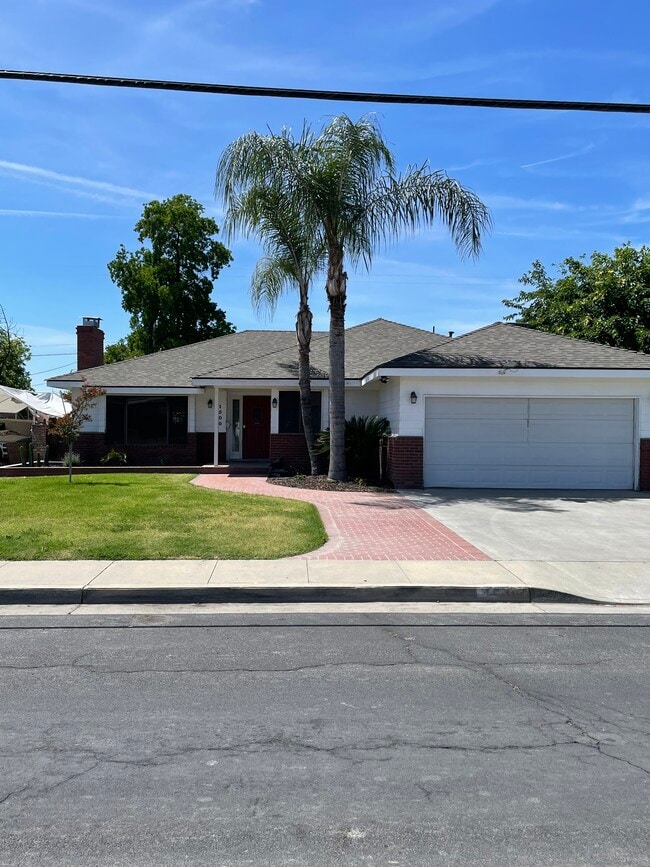 Building Photo - 1500 Van Dorsten Ave