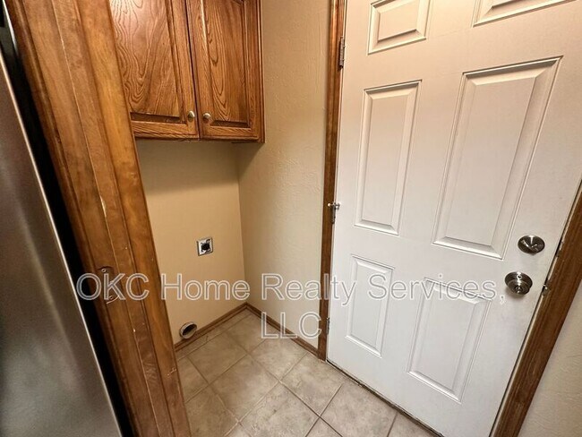 Foto del edificio - 1306 SW 25th Street