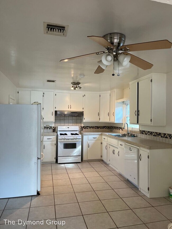 Building Photo - 3 br, 2 bath House - 4519 Mataro Drive