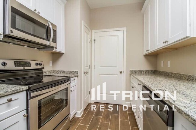 Foto del edificio - 2175 Cason Ln