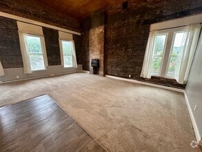 Building Photo - 374 3rd St