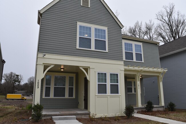 Building Photo - 1009 Wainwright Ave