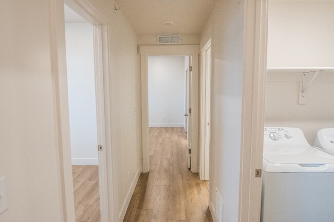 Building Photo - 3405 S 2400 W