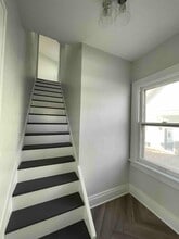 Building Photo - 405 Vine St