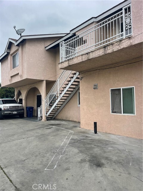 Foto principal - 6633 Orchard Ave