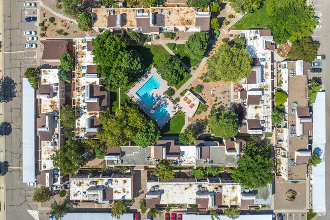 Aerial Photo - Sandia Plaza Condoniniums