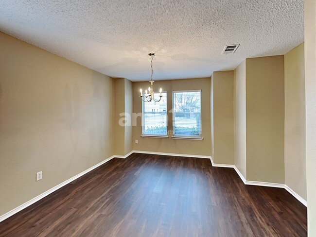 Building Photo - 613 Snowy Orchid Lane