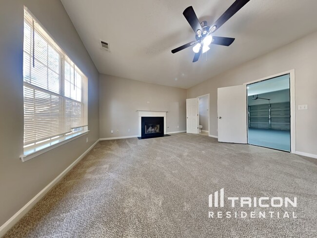 Foto del edificio - 4505 Bridle Point Pkwy