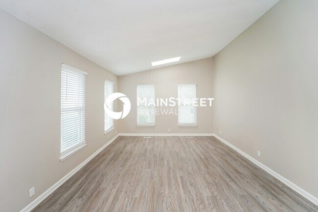 Foto del edificio - 3 Bedroom Pet-Friendly Home in Louisville,...