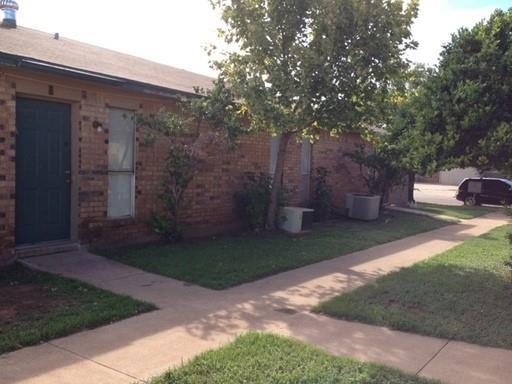Foto principal - 225 N Jefferson St