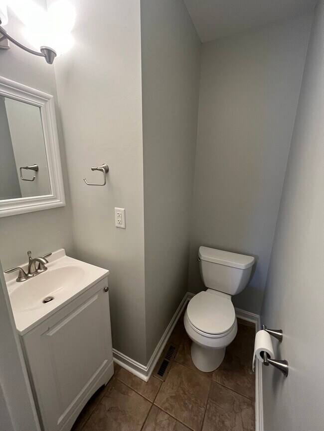 Foto del edificio - 3-Bedroom Townhome