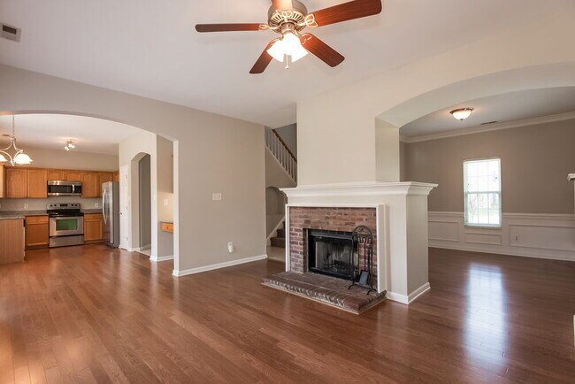 Foto del edificio - 3924 Huntmeadow Dr