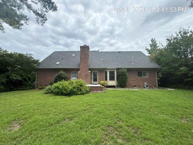 Foto del edificio - 3525 Birkdale Ct