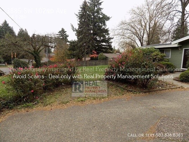 Building Photo - 3885 SW 102nd Ave